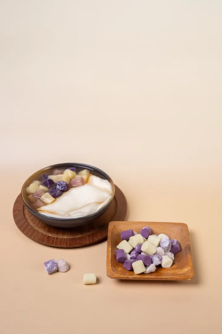 憶點點 Sweet Memory Richmond 手工豆花，搭配三色芋圓與糖水的台式 tofu pudding